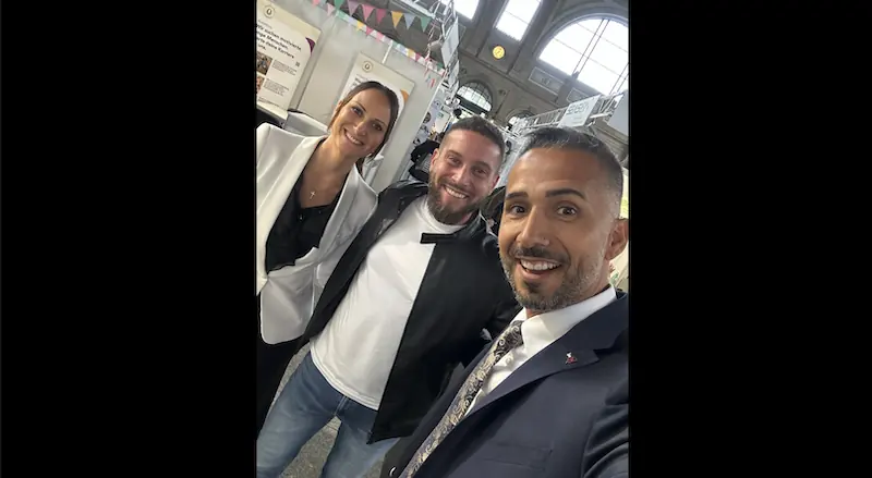Onspire Nation team selfie at Swiss education expo showcasing community building and networking